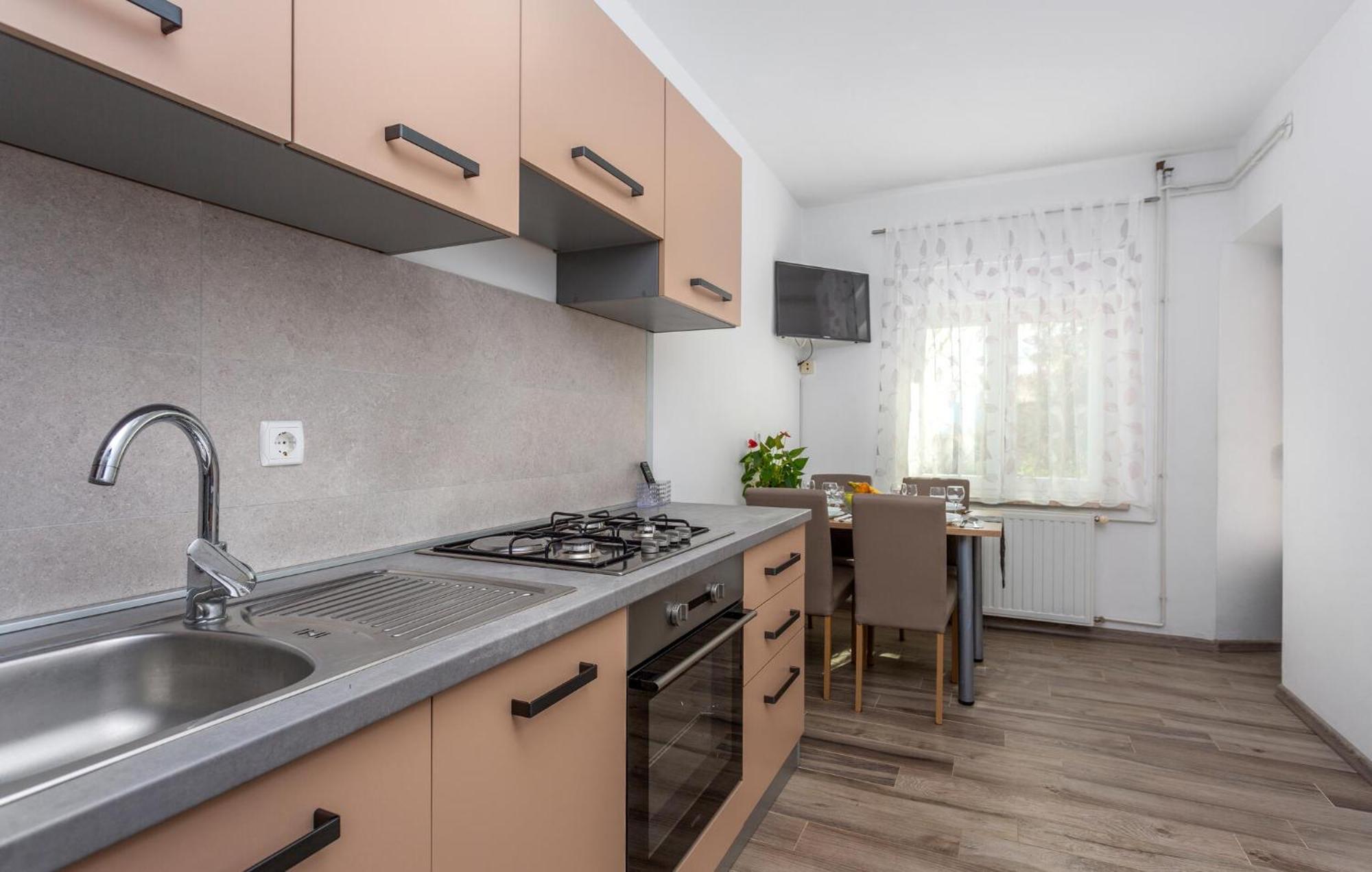 Stunning Apartment In Krk With Kitchen Krk Town Exterior foto
